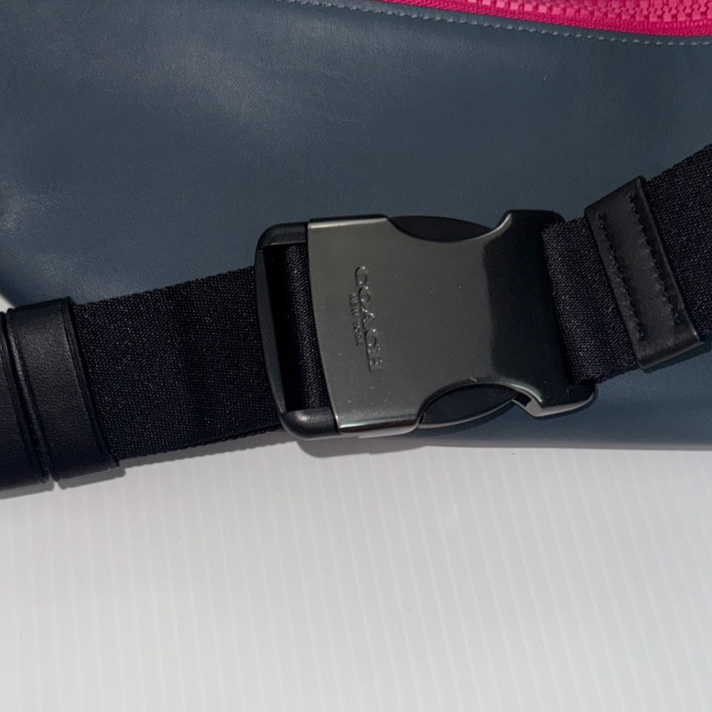 Coach Black and Pink Belt Bag - Picture 4 of 6